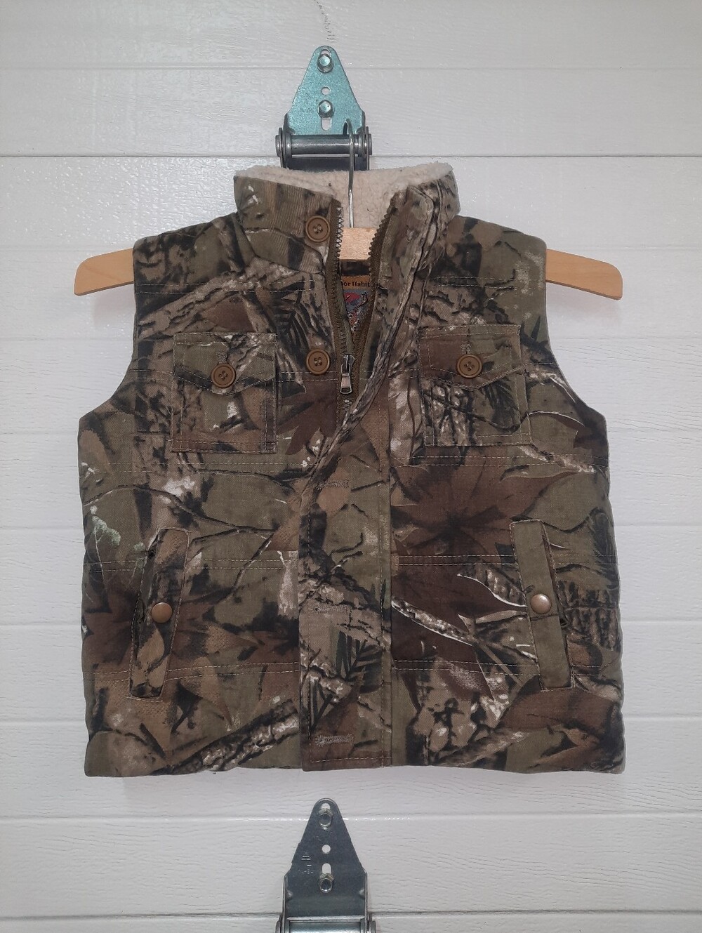Outdoor Habitat Boys Camo Vest